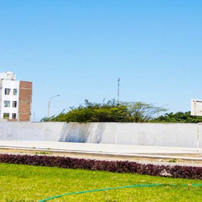 VENTA DE AMPLIO TERRENO EN URB. LOS NOGALES